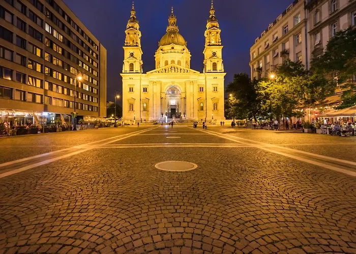 Basilica View Imperial -sas Street -need Reservation For Free Parking *