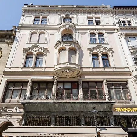 Basilica View Imperial -sas Street -need Reservation For Free Parking *