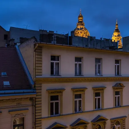 Apartamento Basilica View Imperial -sas Street -need Reservation For Free Parking Budapest